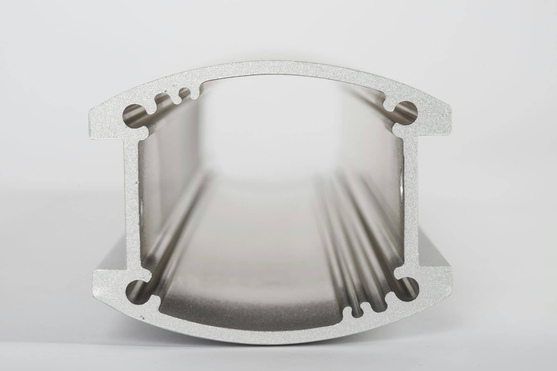 Aluminium extrusion profiles and press area during supplier audit